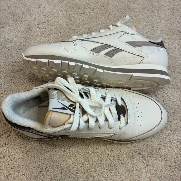 NWOT, Reebok White Brown Women's Sneaker Size 7 - Picture 8 of 14